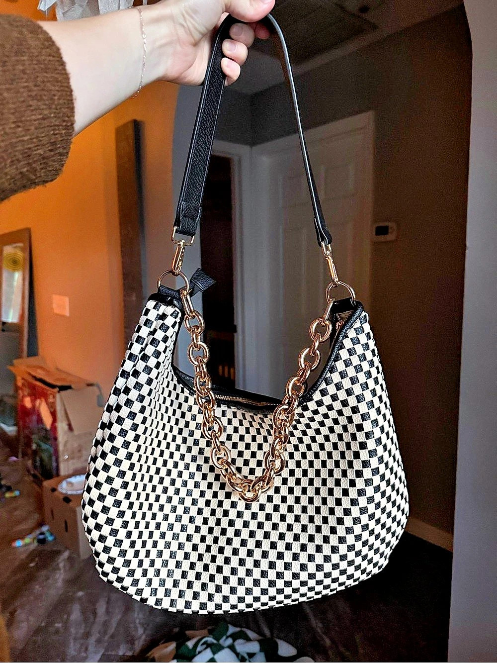 Boutique Pretty Simple, Checkered Shoulder Bag in Black & White Like New